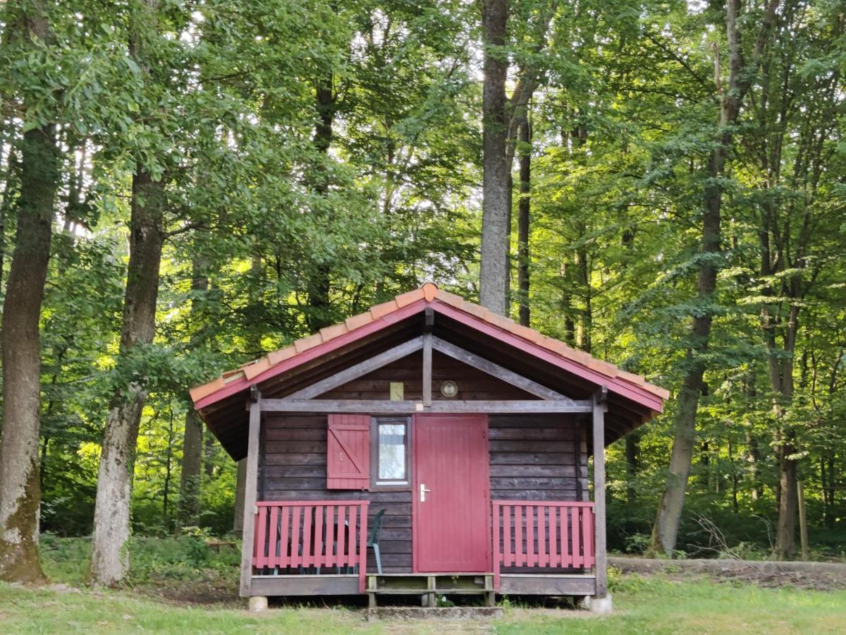 Camping Les Vosges Du Nord Oberbronn Zewnętrze zdjęcie