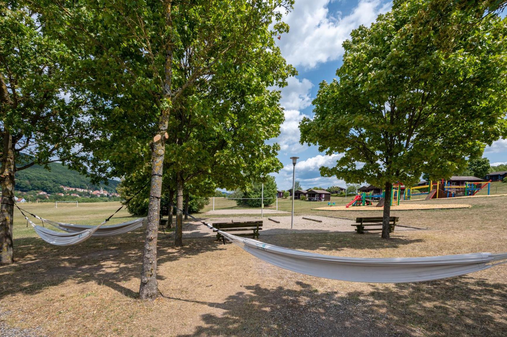 Camping Les Vosges Du Nord Oberbronn Zewnętrze zdjęcie